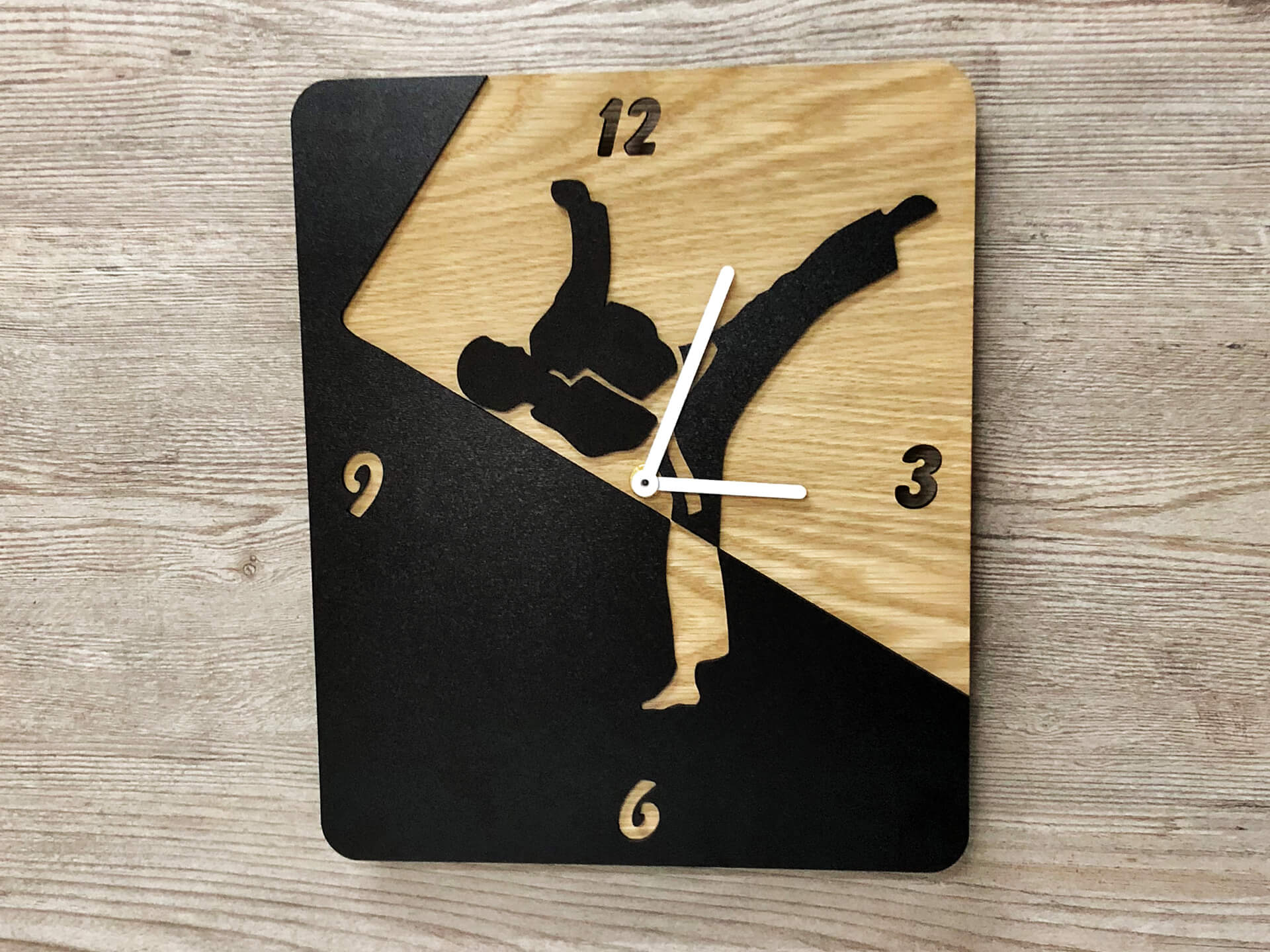 Ρολόι τοίχου "Tae Kwon Do"