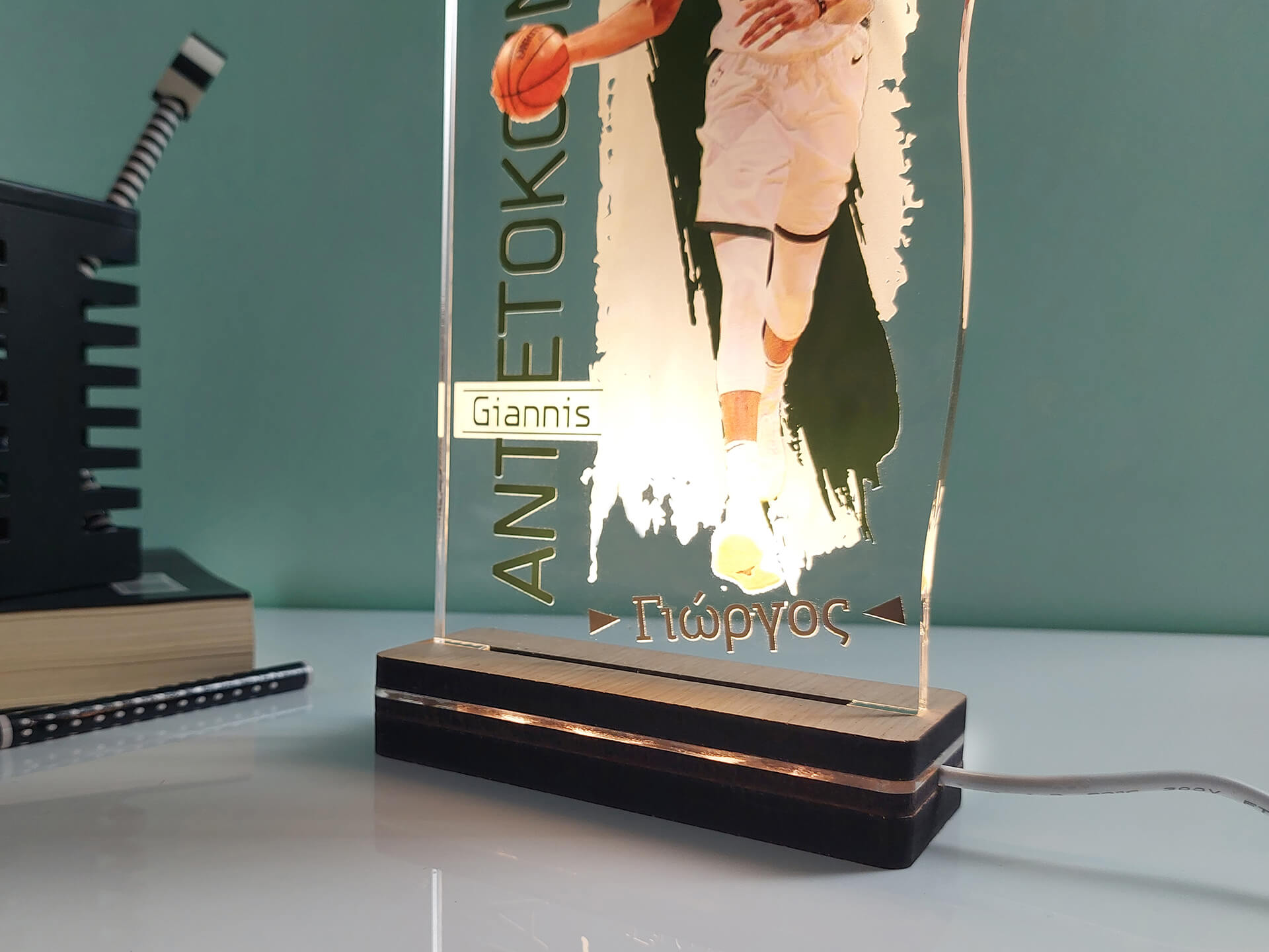 Φωτιστικό Led "Giannis Antetokounmpo"