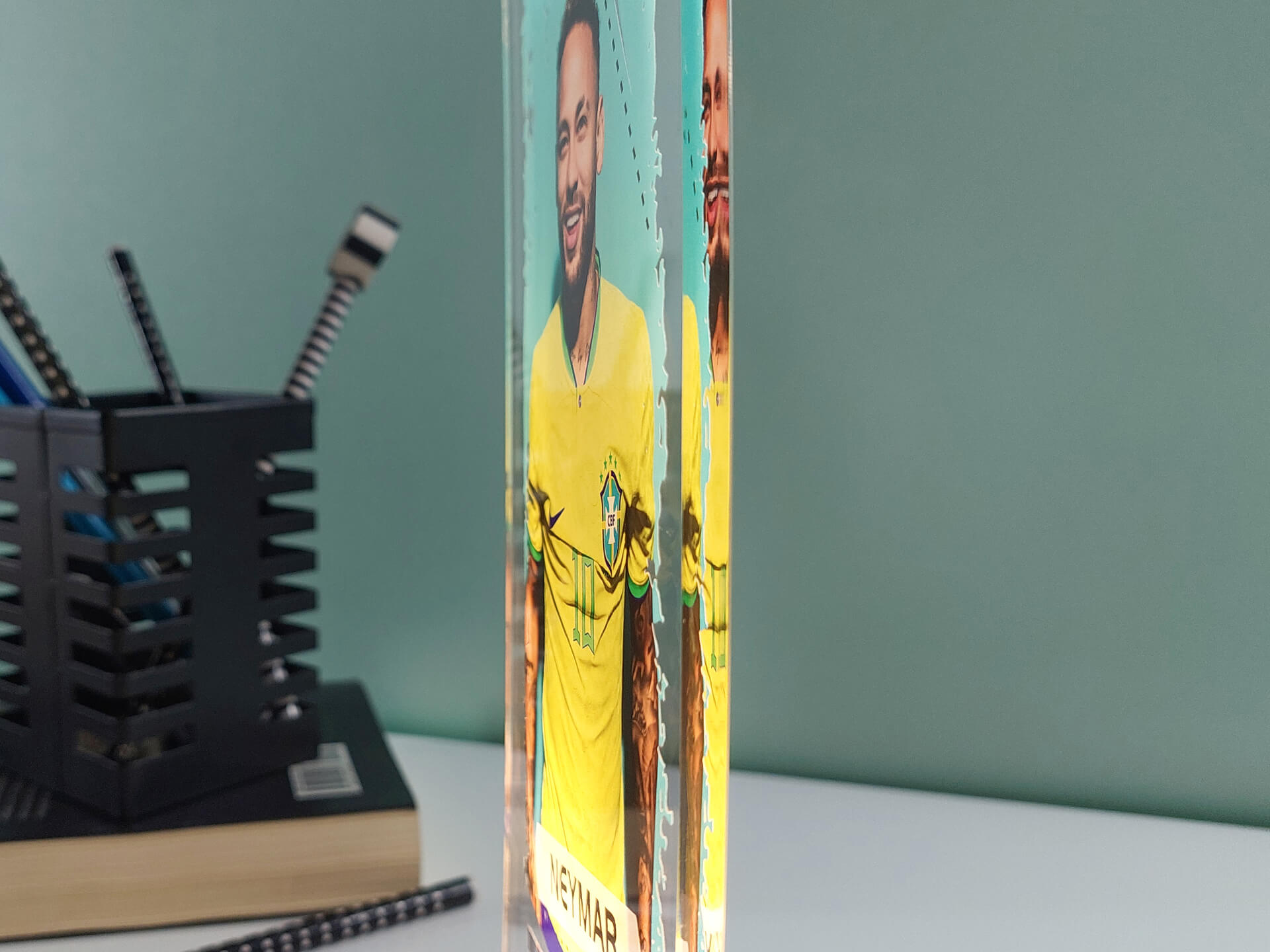 Φωτιστικό Led "Neymar"